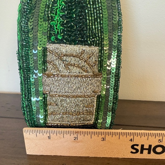 NWT Viral Beaded Green and Gold Champagne Bottle Wristlet - Picture 4 of 8